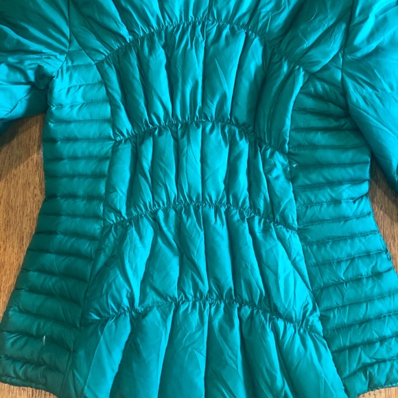 Guess winter jacket - Picture 6 of 8